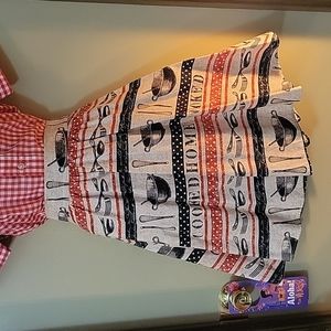 Retrolicious Home Cooked skirt Small